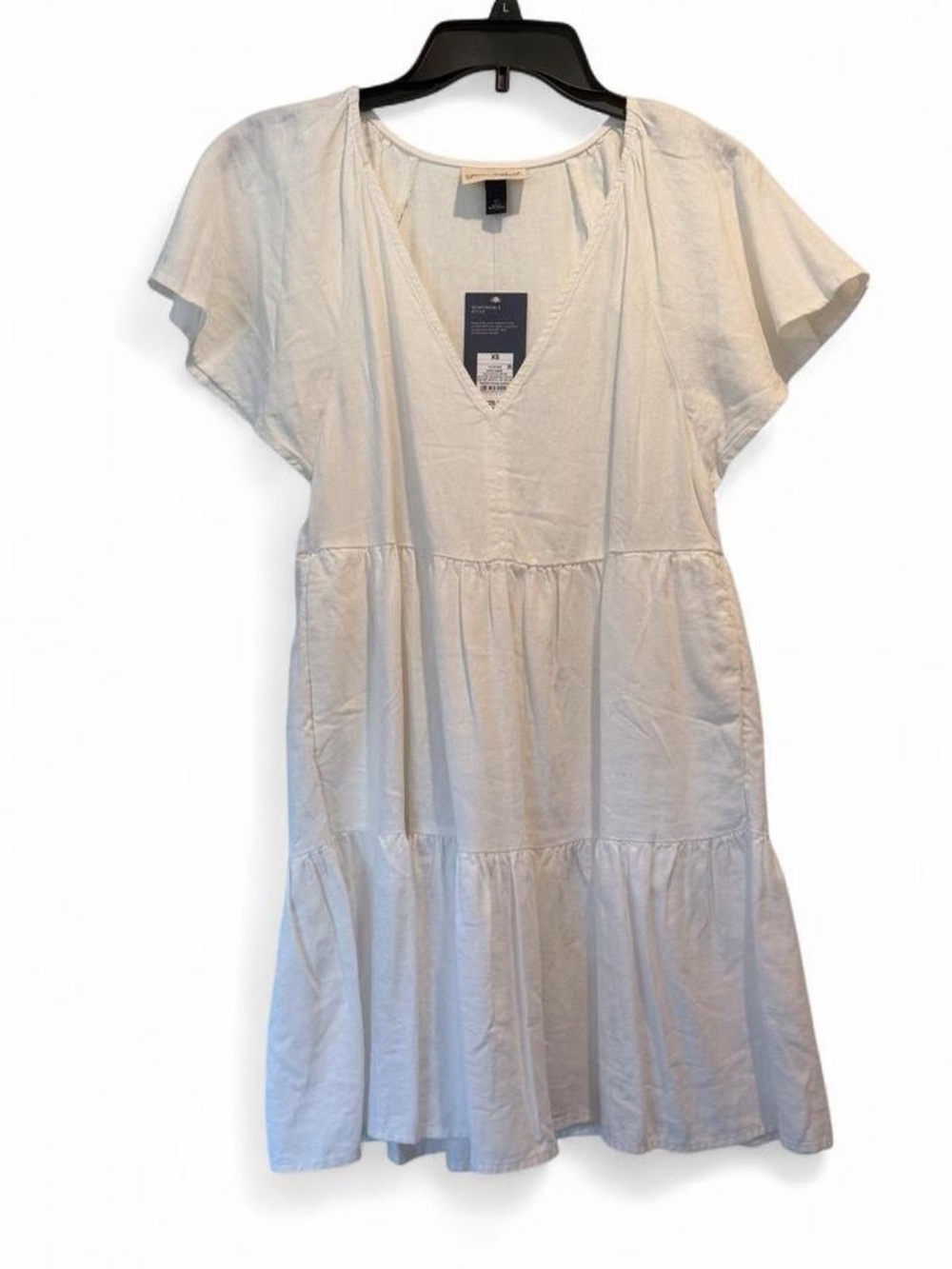 Universal Thread Cream V-Neck Tiered Short Sleeve Dress